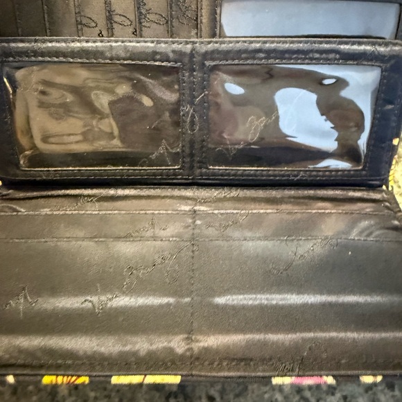 Vera Bradley Women's Wallet, Retired “Floral Nightingale” Pattern - Picture 6 of 6